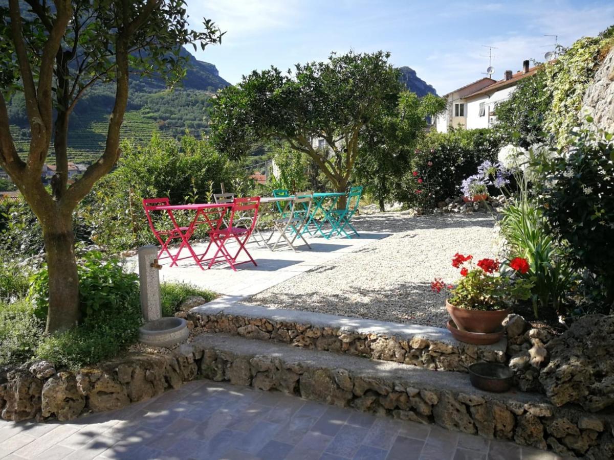 Bed and Breakfast Castelli In Aria Finale Ligure Exterior foto